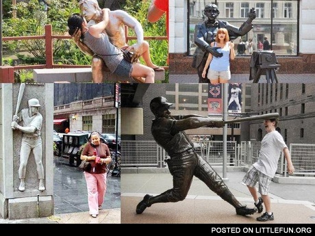 Photos with statues