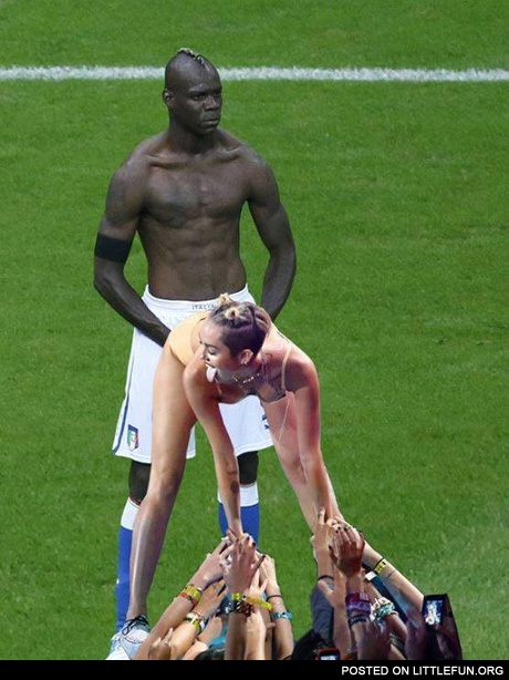Mario Balotelli and Miley Cyrus