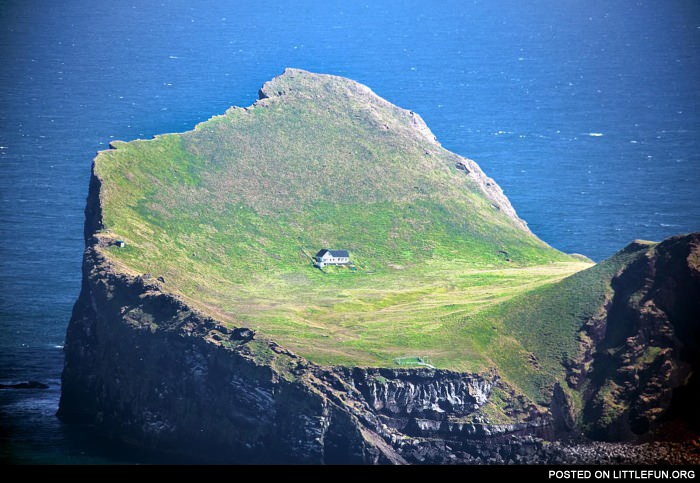Lonely house in Vestmannaeyjar, Iceland