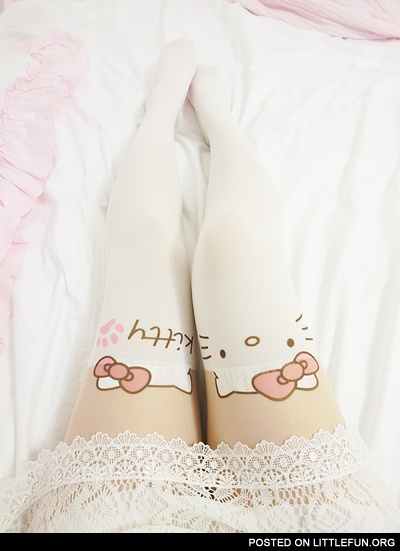 Hello Kitty tights