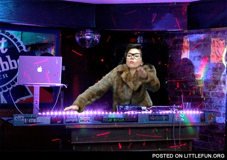 Scarlett Johansson as DJ, Skrillex style
