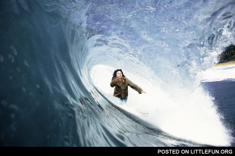 Scarlett Johansson serfer