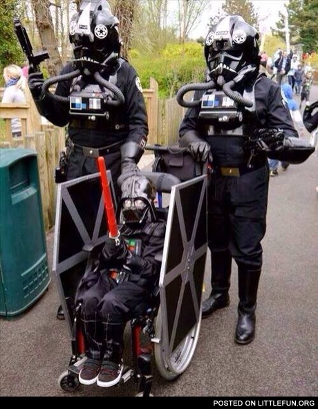 Star Wars Halloween costumes. Parenting you're doing it right.
