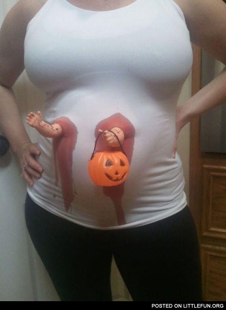 Ultimate pregnant mom costume, happy Halloween