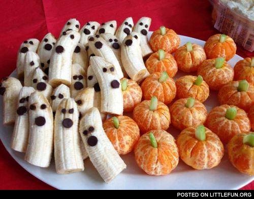 Fruit ghosts and pumpkins