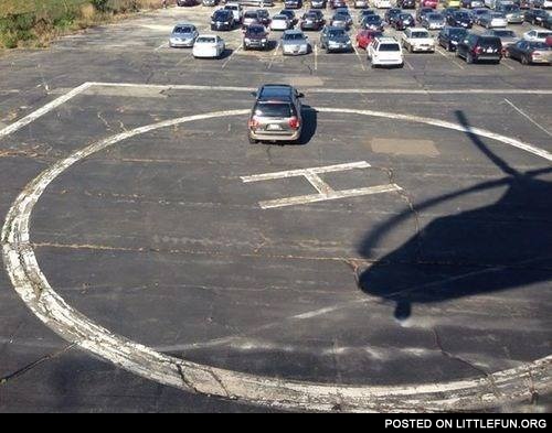 We've all seen those you park like an a**hole pictures, but this one takes the cake