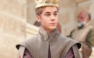 Two most hated persons in one photo. Justin Bieber as King Joffrey.