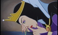 Evil queen snorting coke.